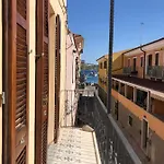 Azzurra Apartment *